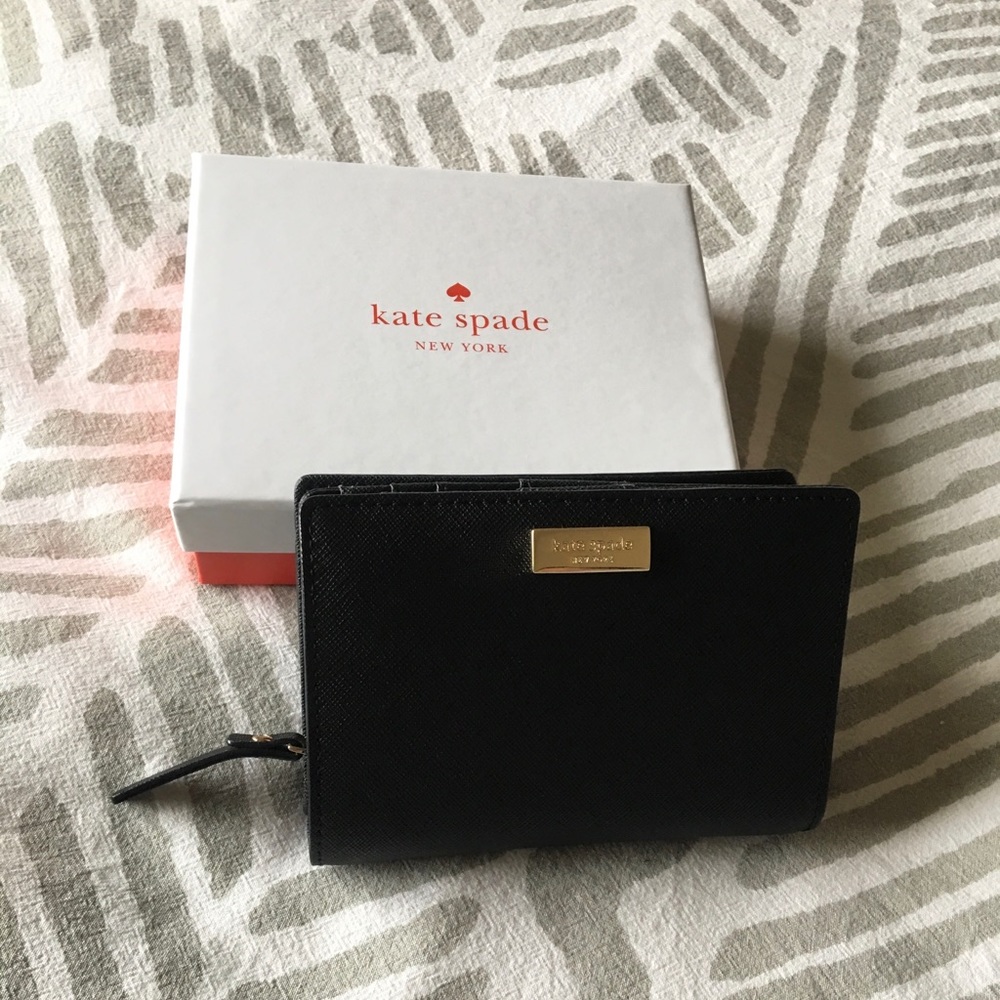 NWT Kate Spade Newbury Lane Cara Black Wallet